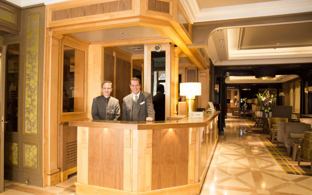 Hotel Rochester Champs Elysees