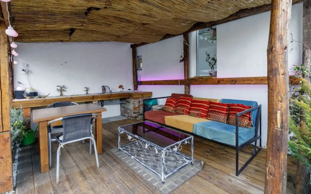 Tropica Home with Barbeque & Ciubar