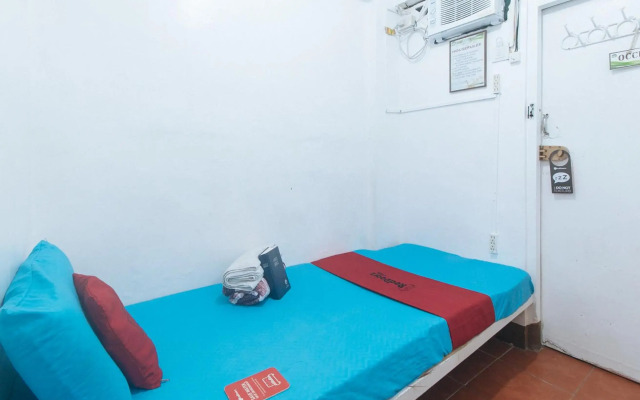 RedDoorz near OWWA Pasay