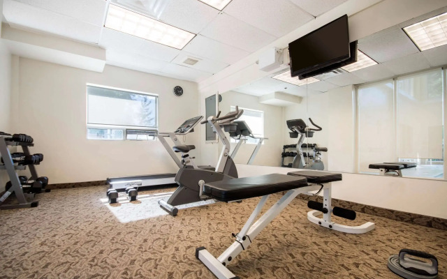 Comfort Inn & Suites