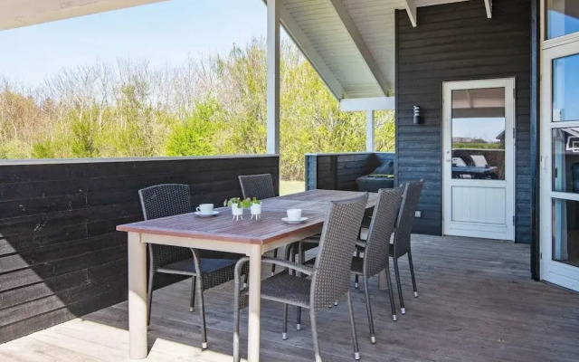 8 Person Holiday Home in Hemmet