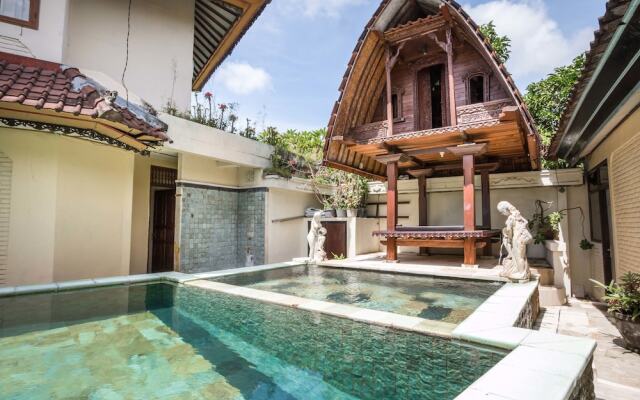 RedDoorz near Duyung Beach Sanur