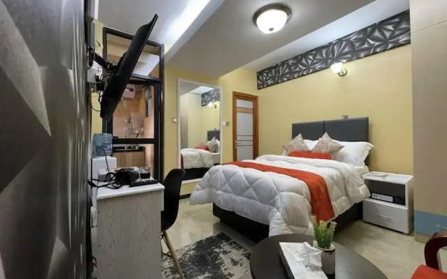 Lux Suites Denis Prit Studio Apartments