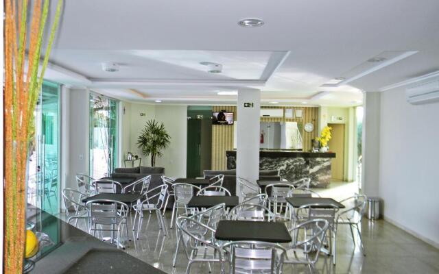 Xingu Praia Hotel
