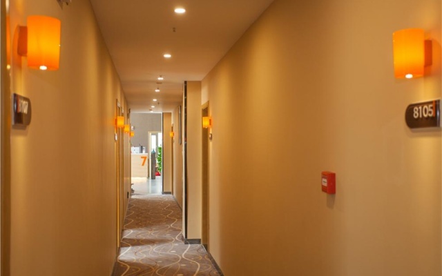 7 Days Premium Linyi International Convention and Exhibition Center Hengda Cinema – Hotel Rooms – Linyi