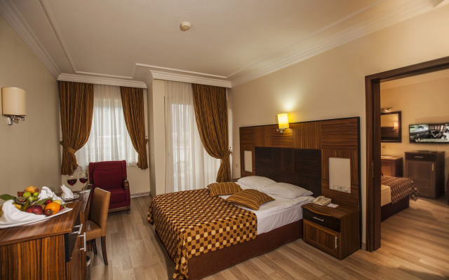 Rox Resort Hotel