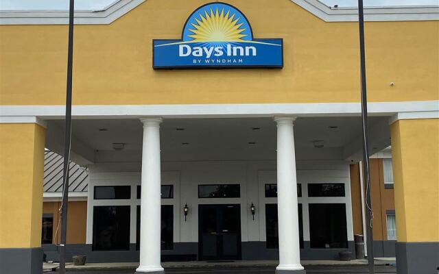 Days Inn by Wyndham Dothan