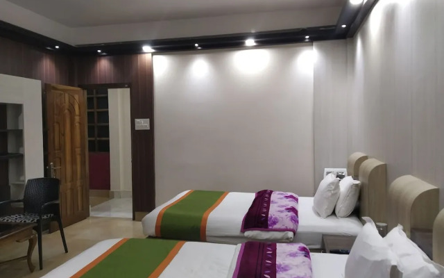 Ziro Palace Inn