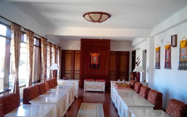 The Chumbi Mountain Retreat