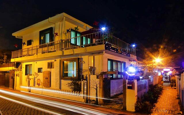 Jeonju Byeolha Guest House