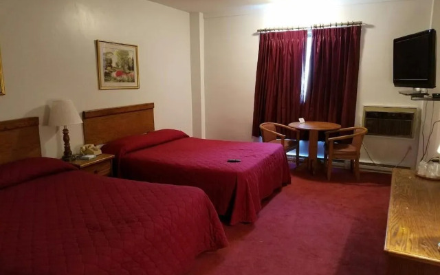 Woonsocket Motor Inn