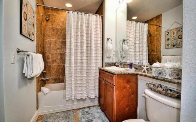 Bay Harbor 403