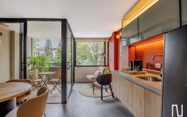 NOK 1BR Loft With Private Stylish Balcony