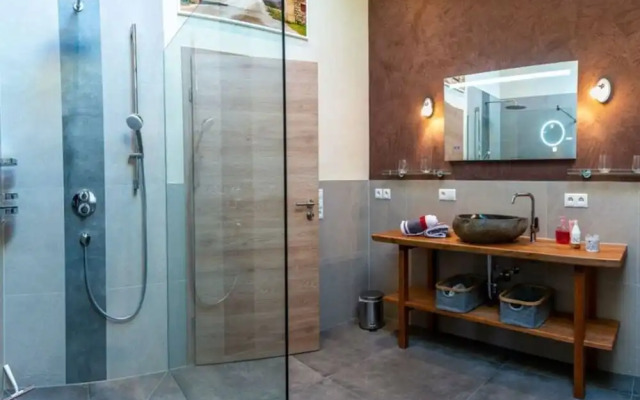 No. 2 - Country House Geierstanger