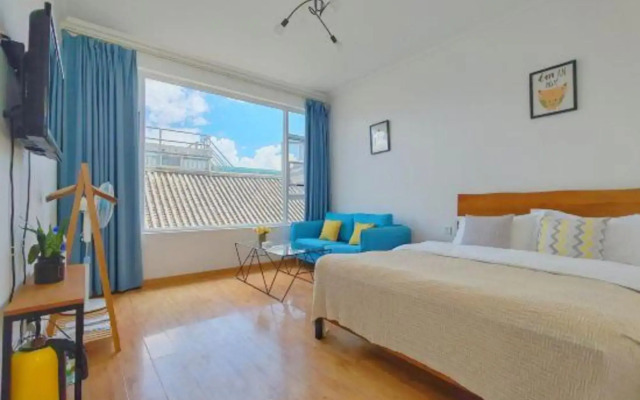 Dali Monster Inn (Gucheng Dongyu Street)