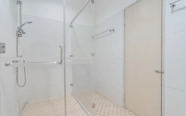 D'soedoet by RedDoorz