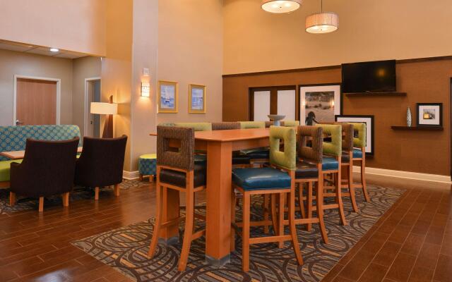 Hampton Inn & Suites Tampa East (Casino Area)