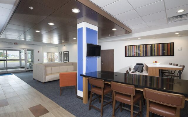 Holiday Inn Express And Suites Auburn by IHG