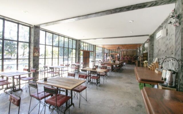 OYO 75374 Baan Rak Mai