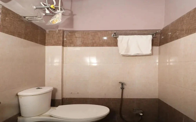 Hotel Payal by OYO Rooms