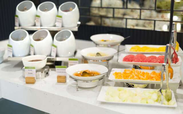 Doubletree By Hilton Hotel Izmir Airport