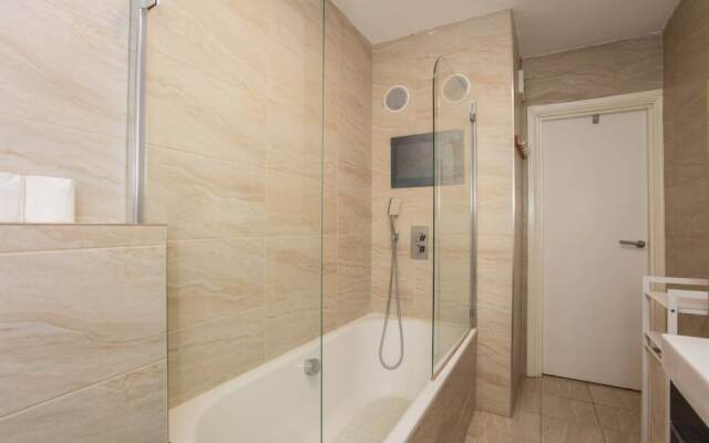 Modern 2 Bedroom Apartment in Marble Arch