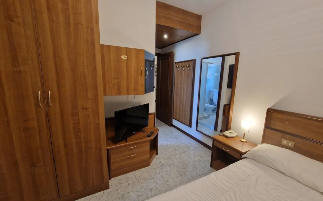 Hotel Montegrino Lakeview