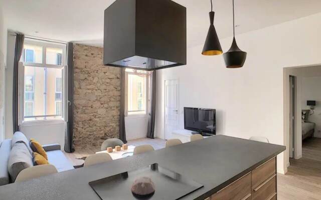 Superb Apart 6 People in the Heart of Cannes T32