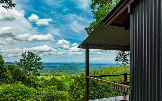 Treetops Seaview Montville