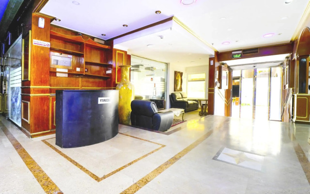 OYO 124 Al Salam Palace Hotel