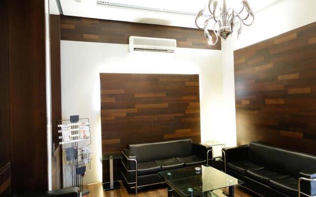 OYO 2166 Hotel KMahaveer