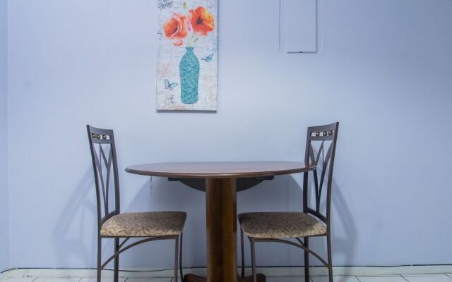 Oakland LR by Pro Homes Jamaica