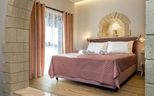 The Owl House Near Chania City Centre