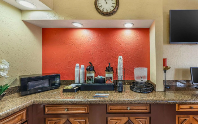 Best Western Americana Inn