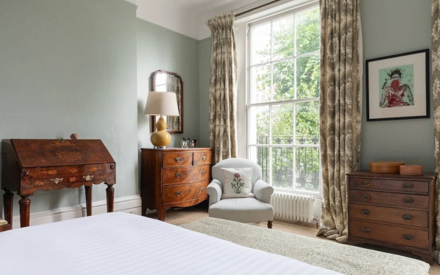 Rochester Road II by Onefinestay