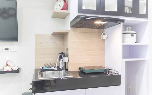 Comfortable Studio at Springlake Summarecon Apartment near Mall