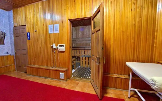 Silk Road Lodge