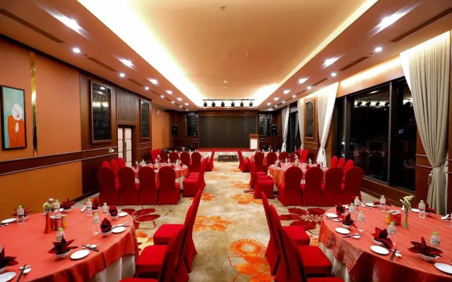 Grand Phoenix Hotel Bac Ninh