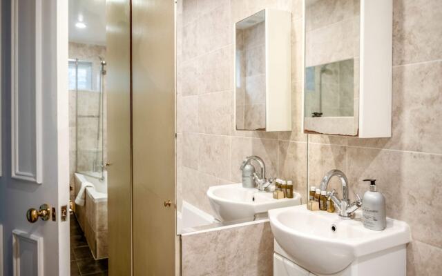 Charming Wandsworth Common Flat