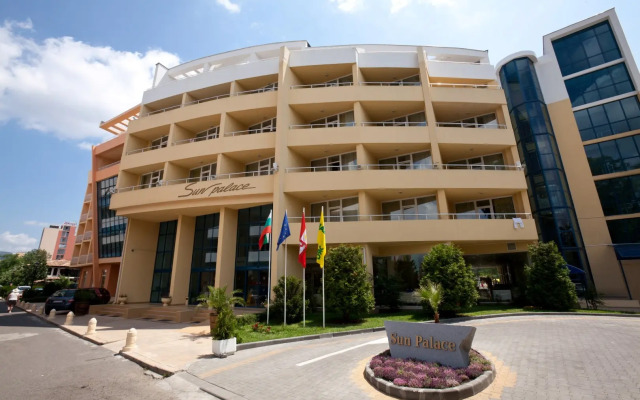 Sun Palace