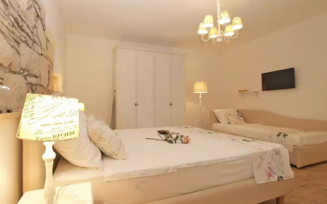 Apartment 1654