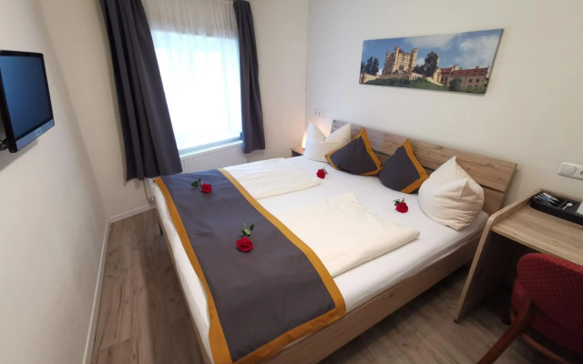 Garni City Hotel