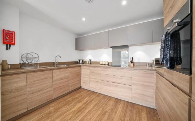 Kennet House Serviced Apartments, Reading - Apt B