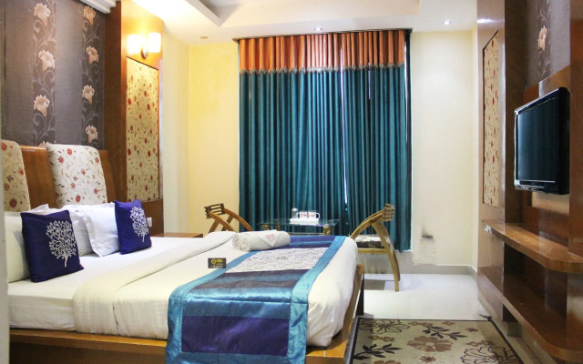 Hotel Raj Mandir
