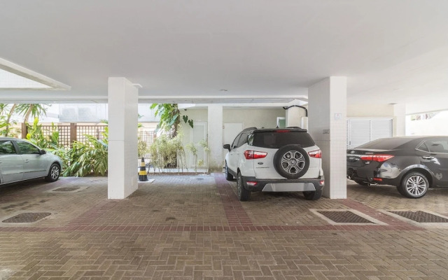 1 Bedroom Apartment in Oceanfront Condo Mnda0217