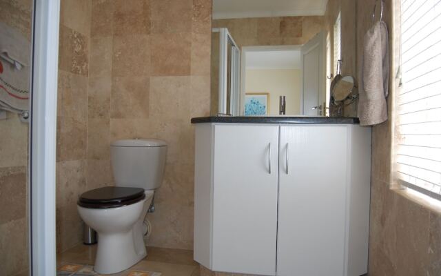 Ebb Tide House and Loft