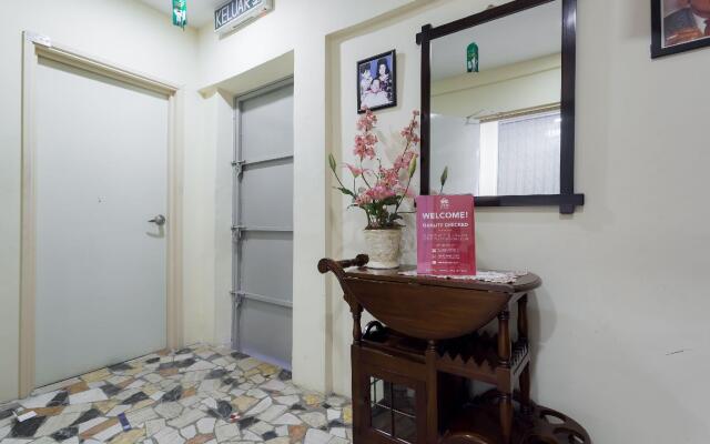 ZEN Rooms Basic Sentul Cinema