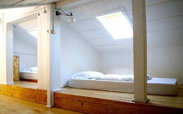 Goodnight Hostel