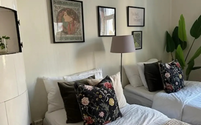 Stockholm Loft Haven 3 Beds in a 1-bedroom Gem