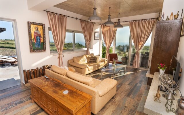 Ayia Marina Villa